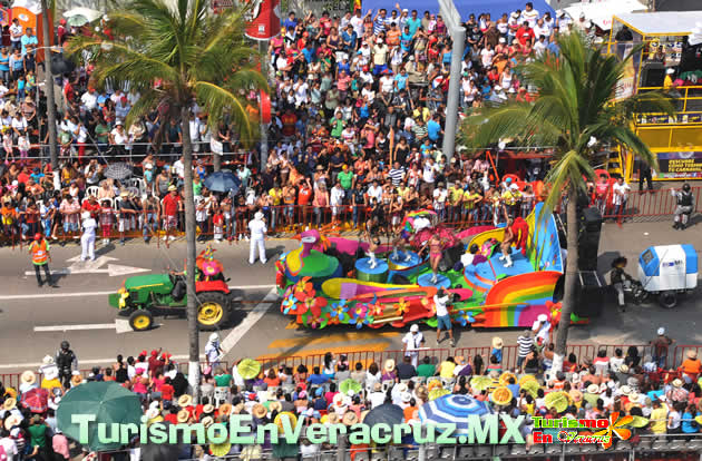 Más de un millón de asistentes, el éxito del Carnaval 2013