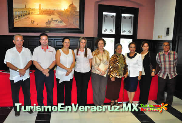 Presentan Ayuntamiento de Veracruz y DIF Municipal convocatoria para participar en el libro “Son y Danzón”