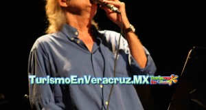 Conquista Luis Eduardo Aute al público de Hay Festival Xalapa 2013