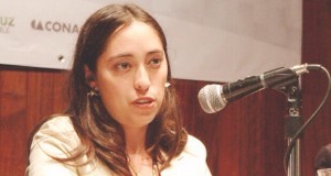 Publica IVEC el libro Comerciantes, caciques y chikones en la mazateca baja